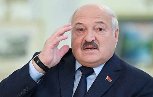 Лукашенко із Москви після параду повернувся зовсім хворим